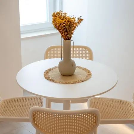 Patio 43 - Cozy In Downtown *
